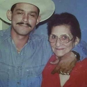 Meet your Posher, Marcial